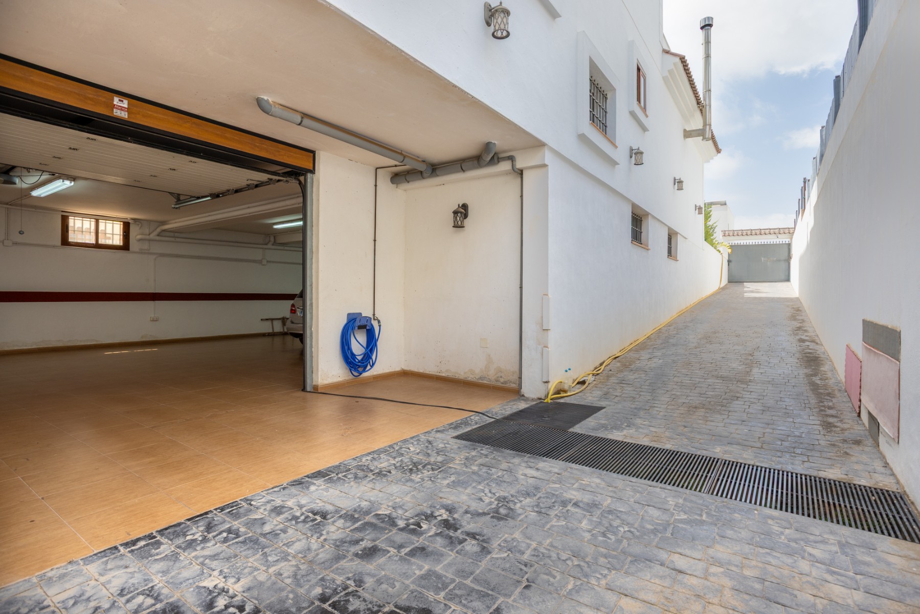 Villa for Sale in Los Montesinos, Alicante