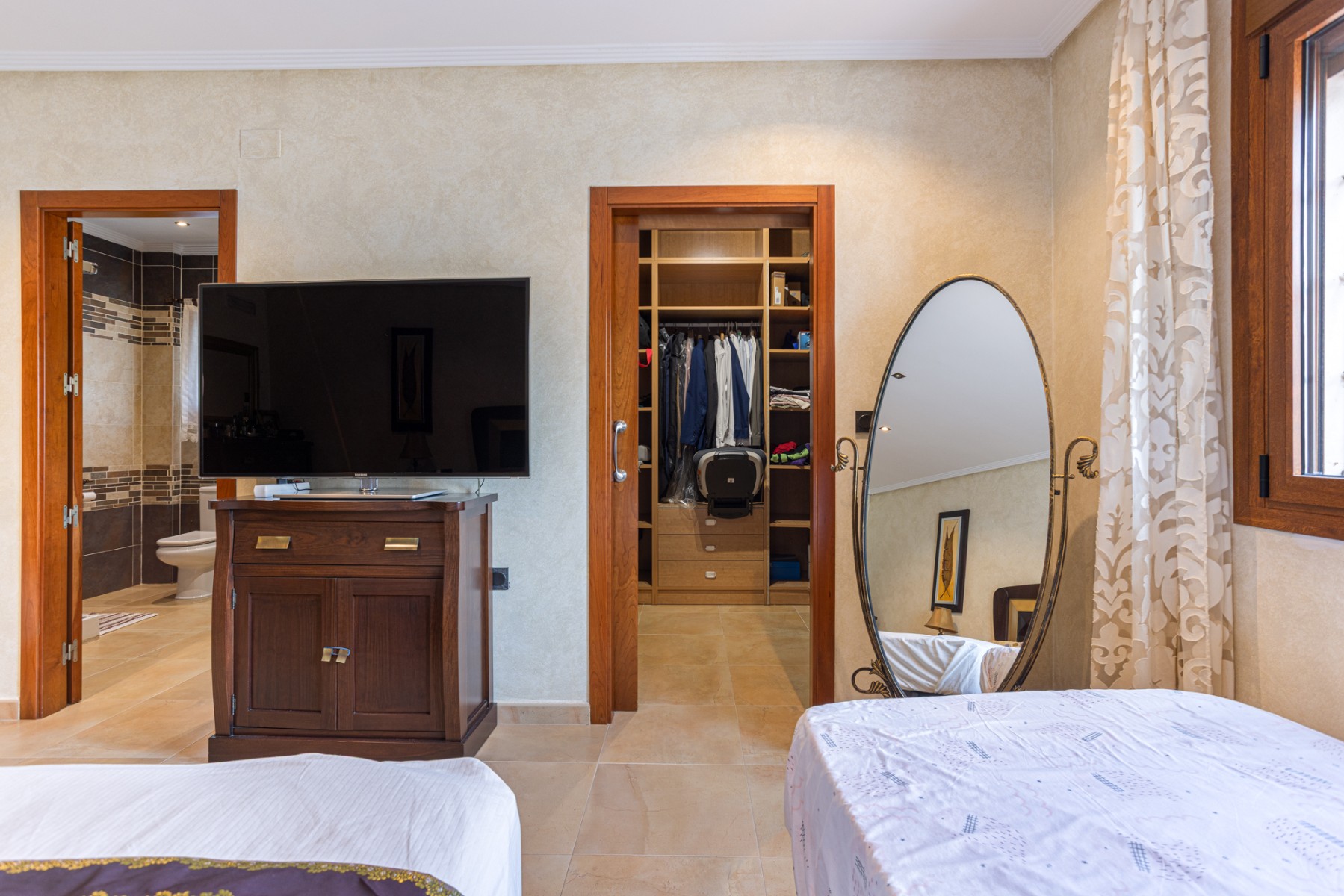 Villa for Sale in Los Montesinos, Alicante