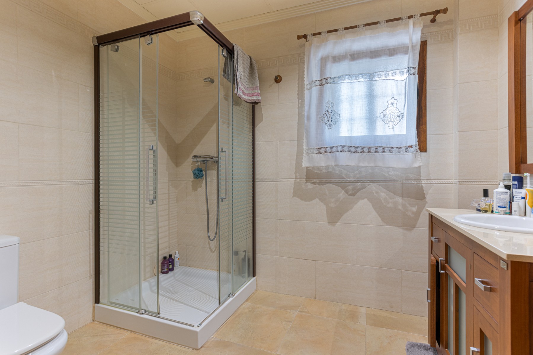 Villa for Sale in Los Montesinos, Alicante