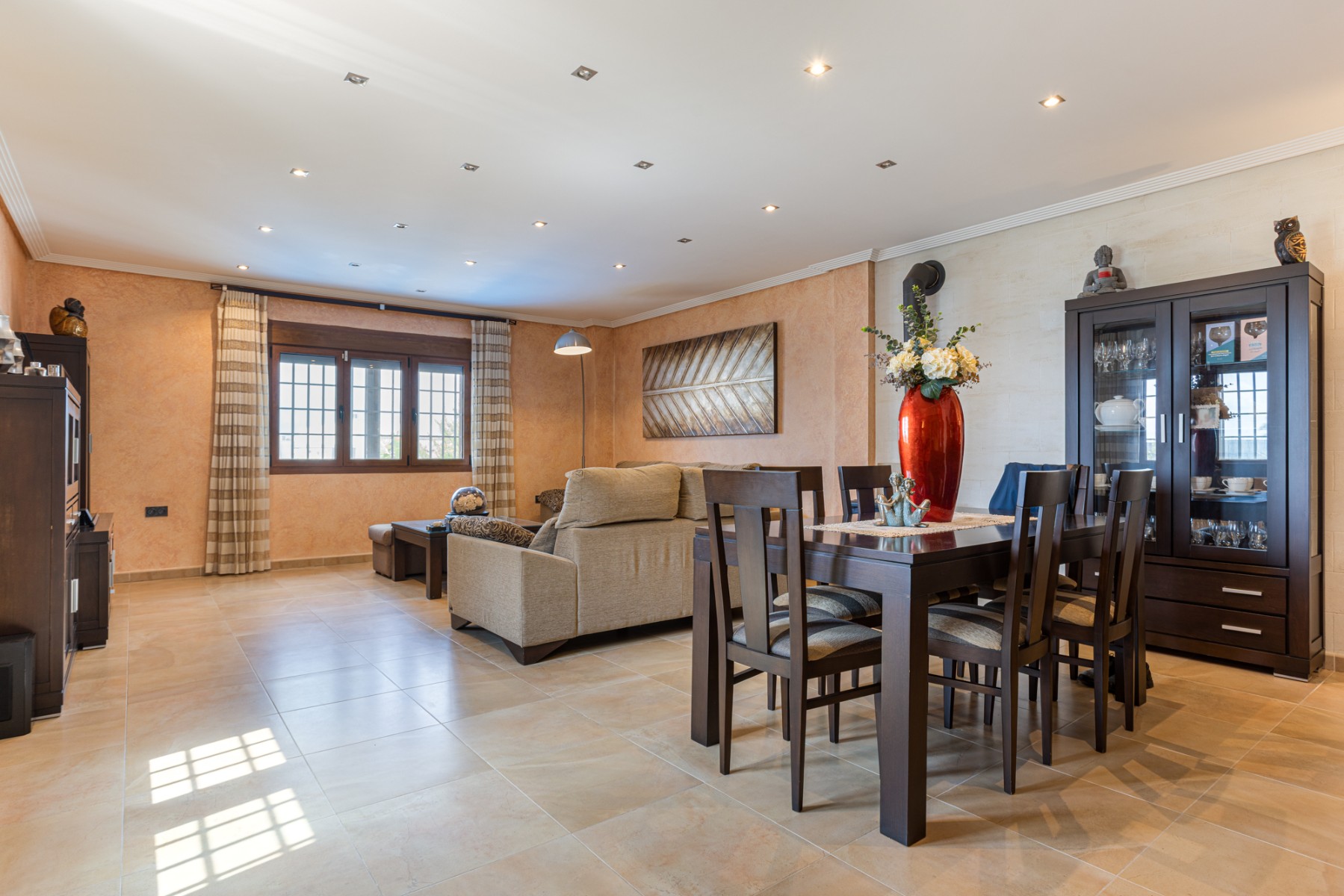 Villa for Sale in Los Montesinos, Alicante