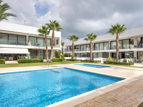 Apartment for Sale in Mar de Cristal, Murcia