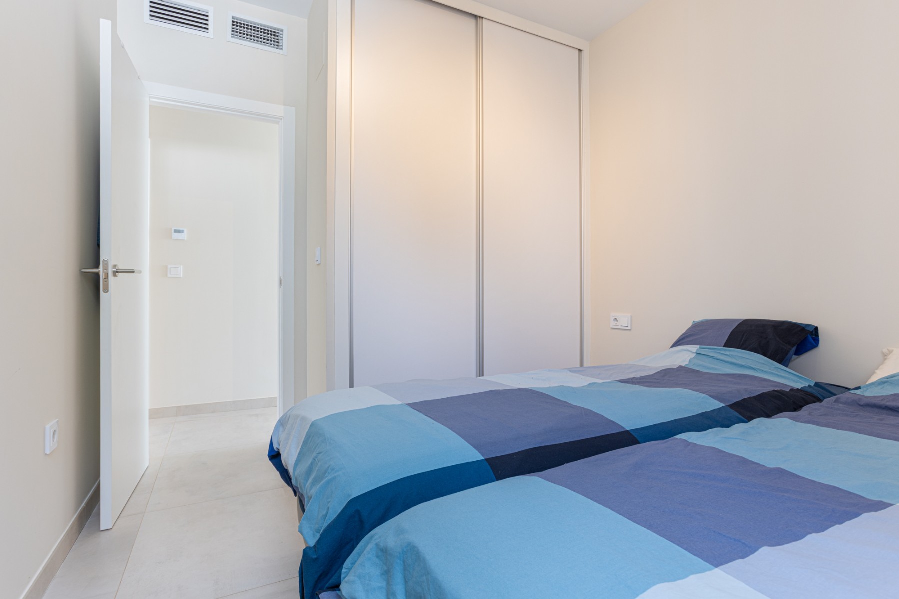 Apartment for Sale in Mar de Cristal, Murcia