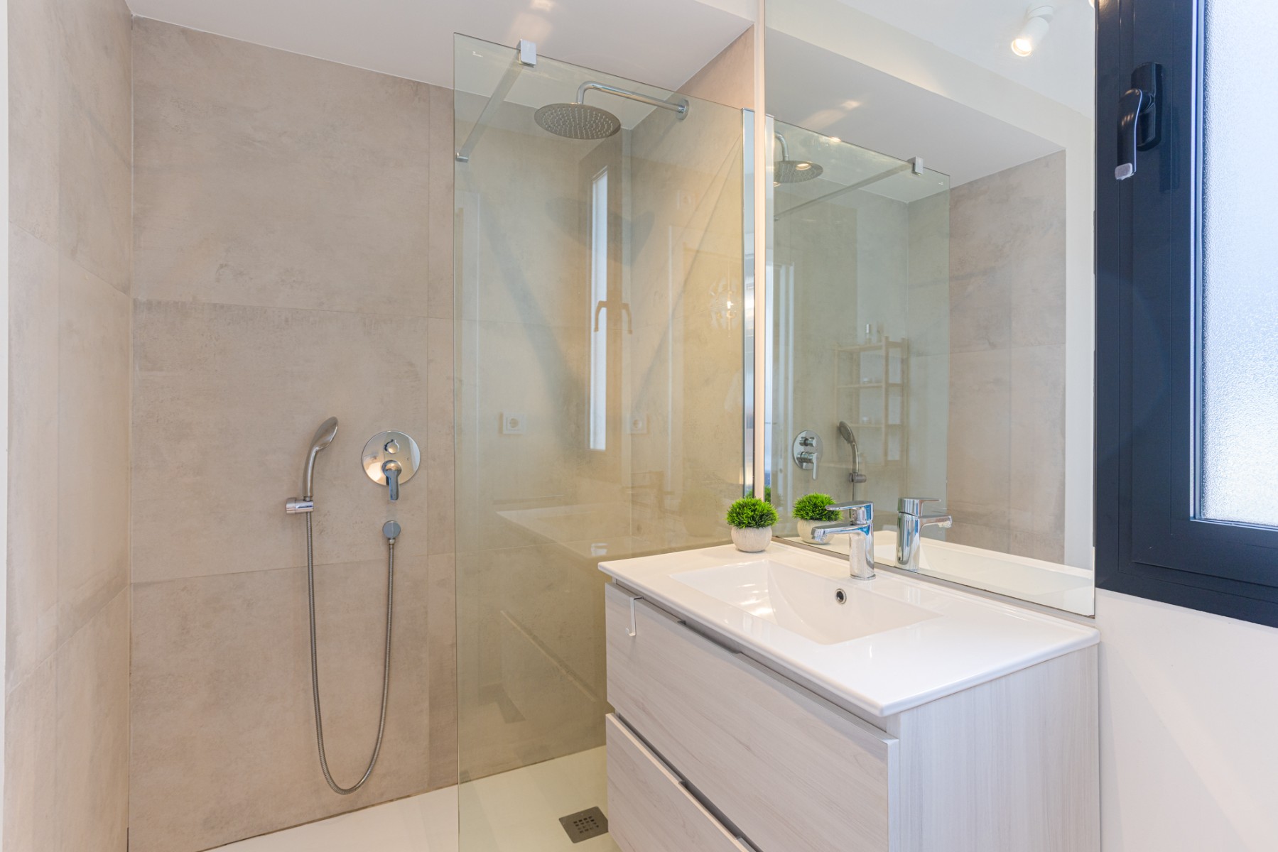 Apartment for Sale in Mar de Cristal, Murcia