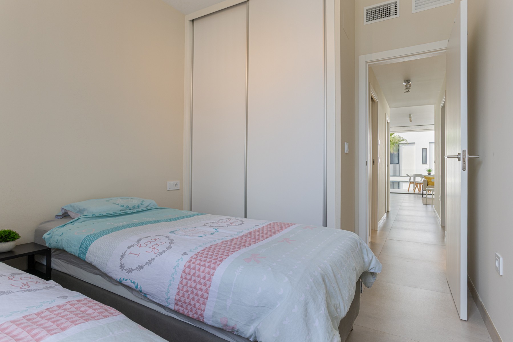 Apartment for Sale in Mar de Cristal, Murcia