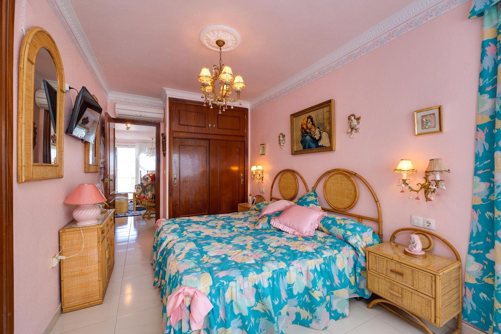 Apartment for Sale in Torrevieja, Alicante