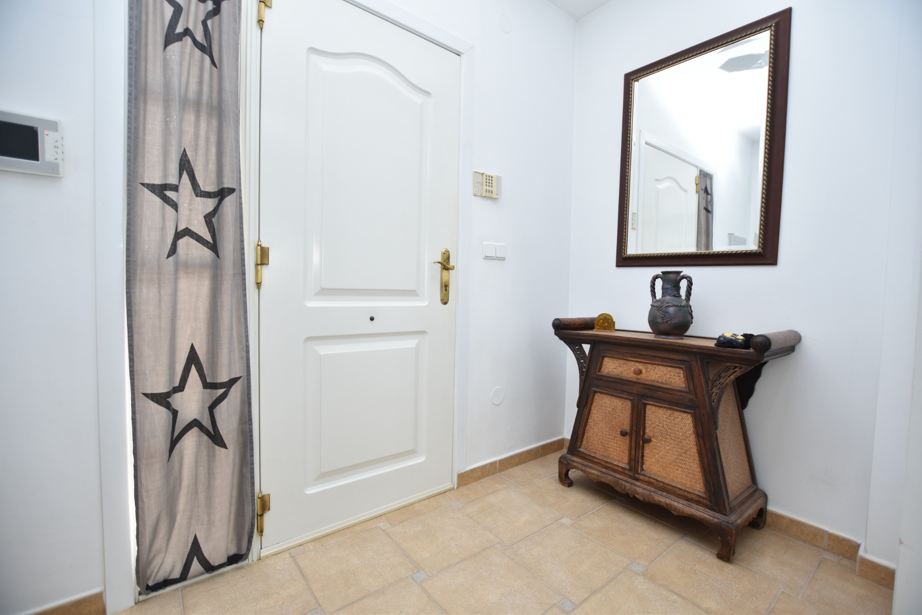 Villa for Sale in Algorfa, Alicante