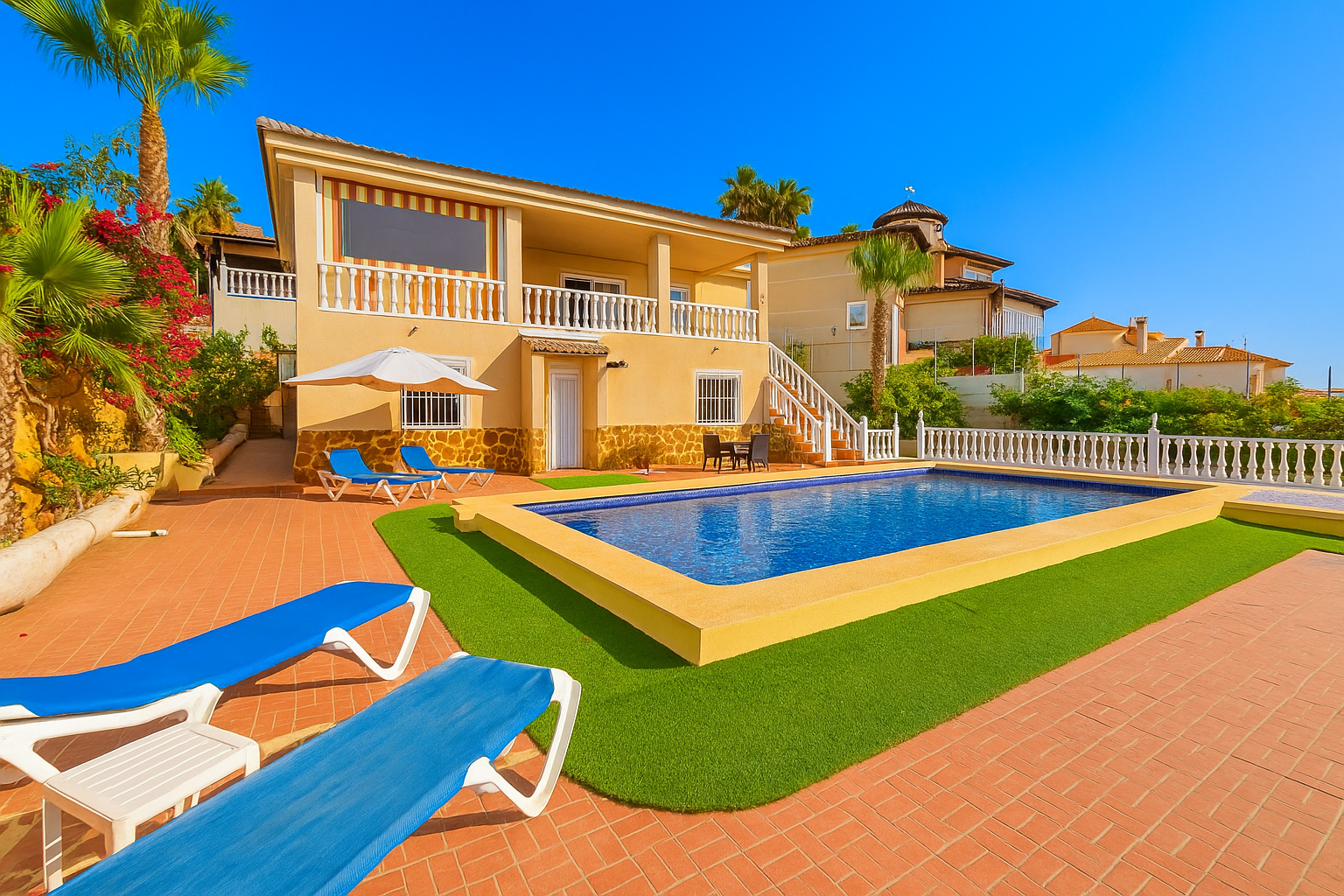 Villa for Sale in Algorfa, Alicante