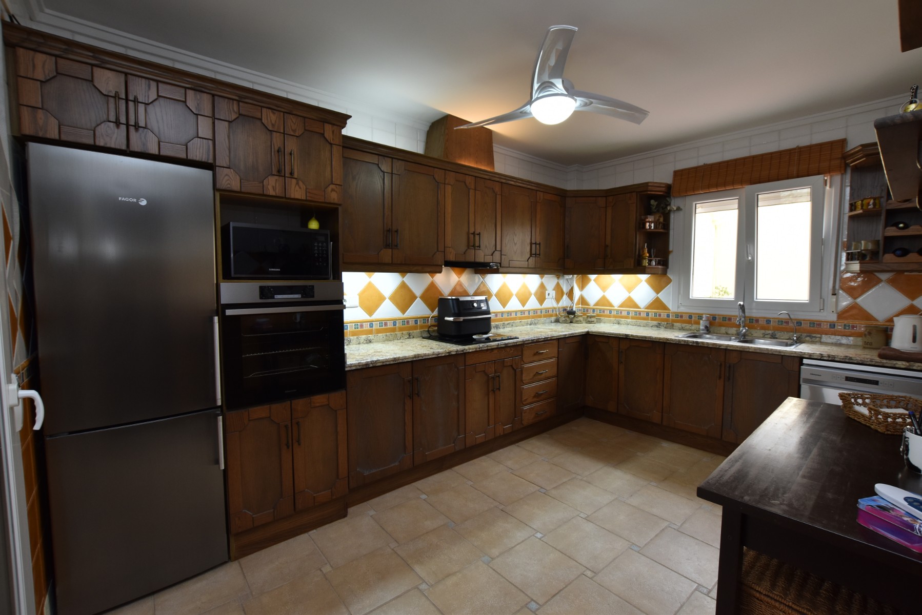 Villa for Sale in Algorfa, Alicante