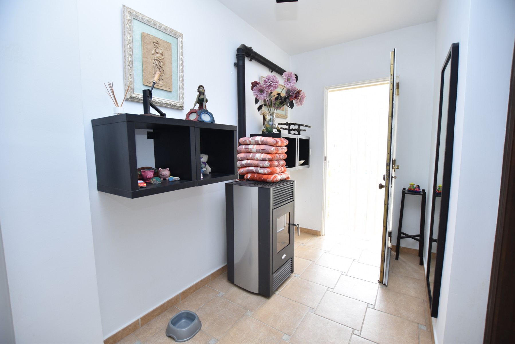 Villa for Sale in Algorfa, Alicante