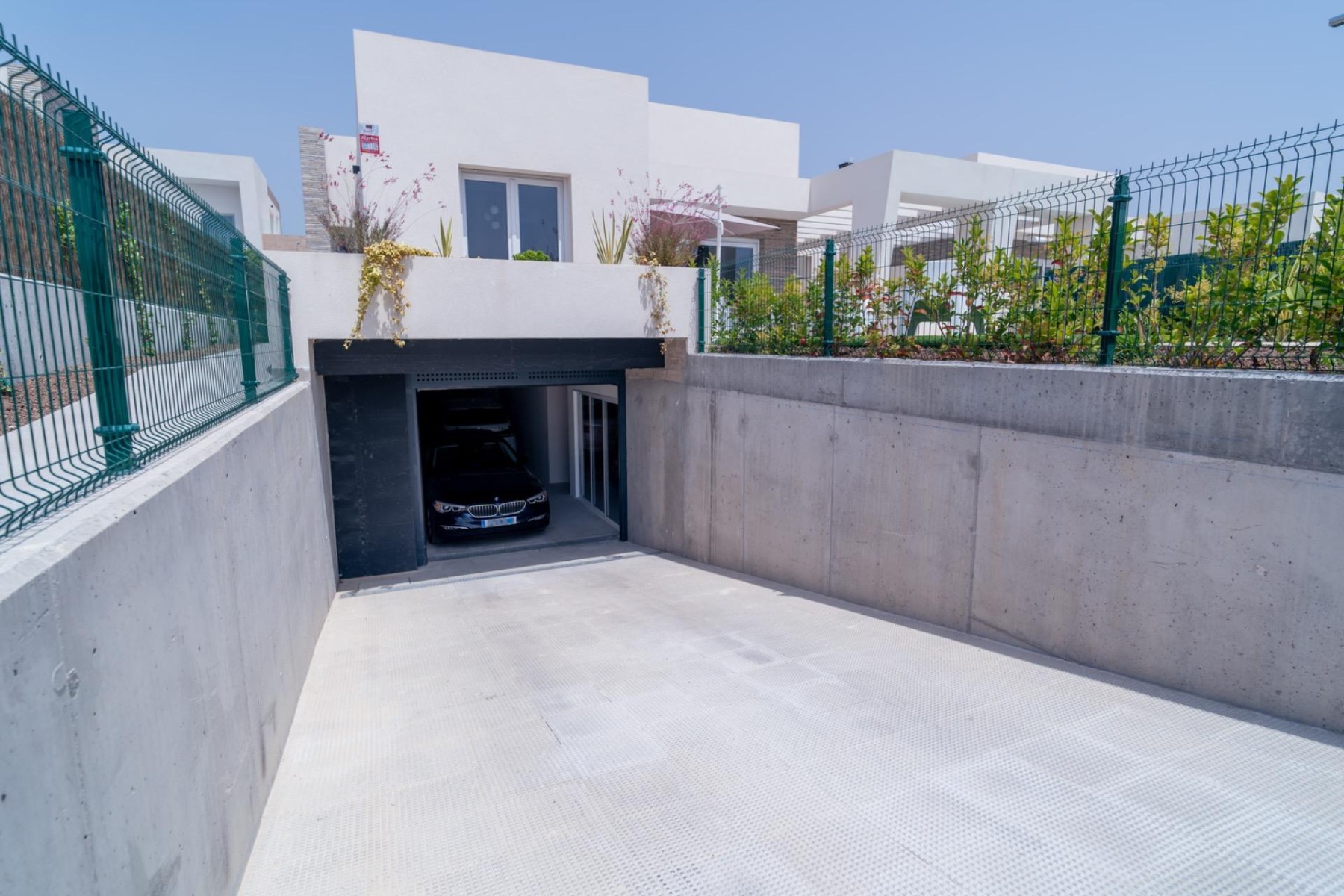 Villa for Sale in Algorfa, Alicante