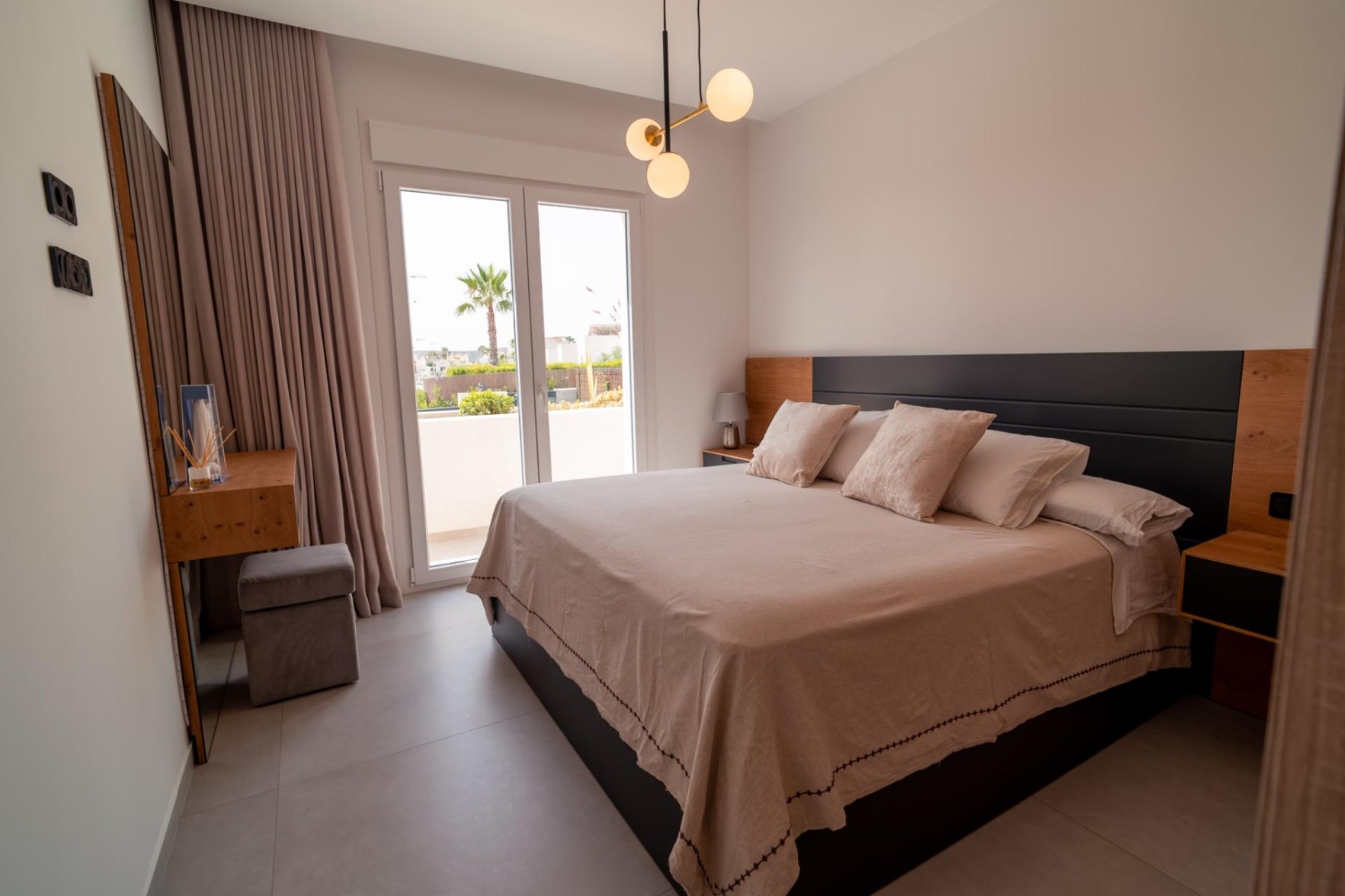 Villa for Sale in Algorfa, Alicante