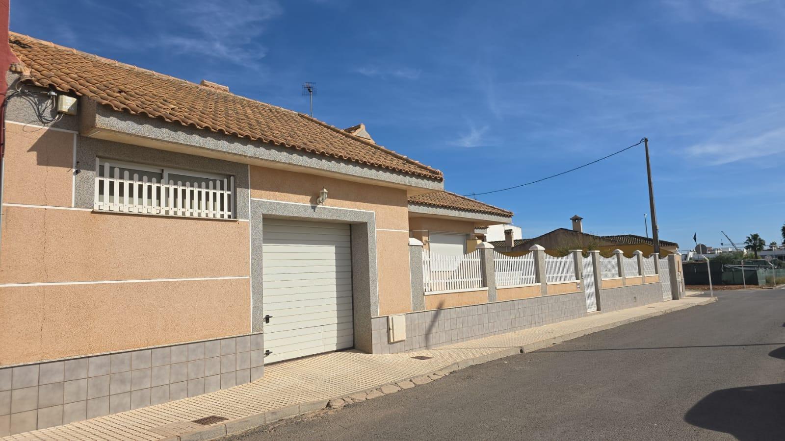 Villa for Sale in Pilar de La Horadada, Alicante