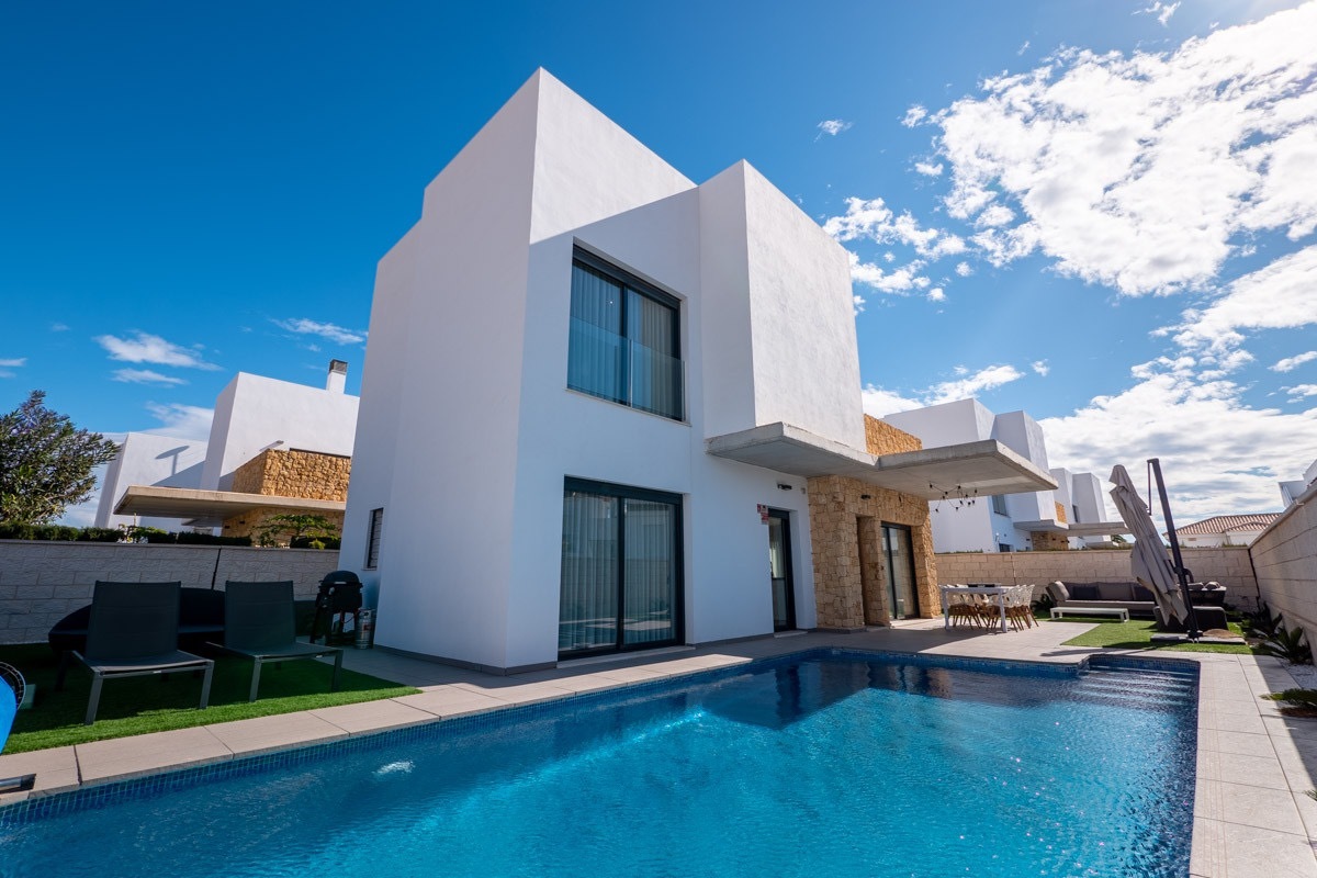 villa-ciudad-quesada-rke-1126-1 Villa for Sale in Ciudad Quesada, Alicante