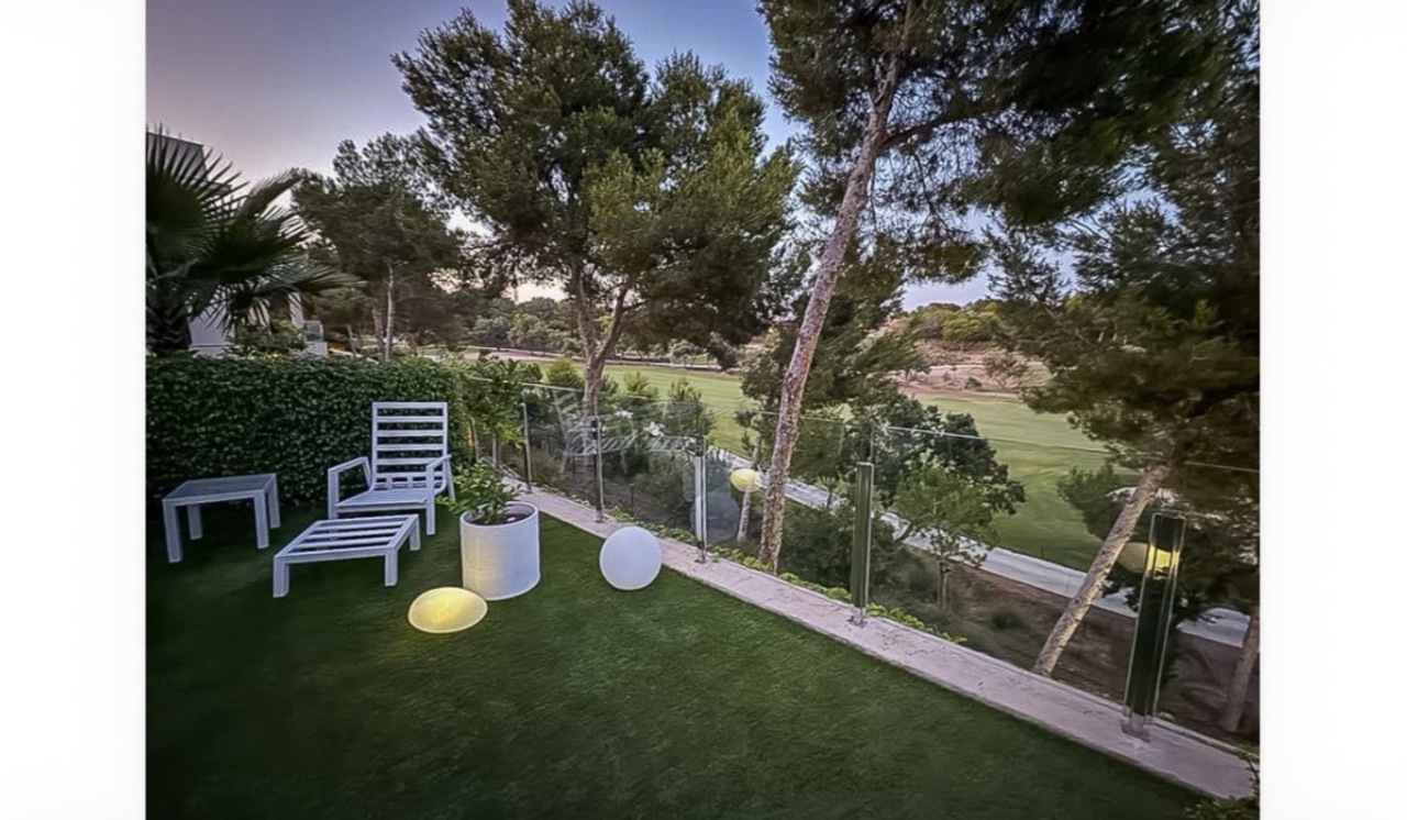 Apartment for Sale in Pilar de La Horadada, Alicante