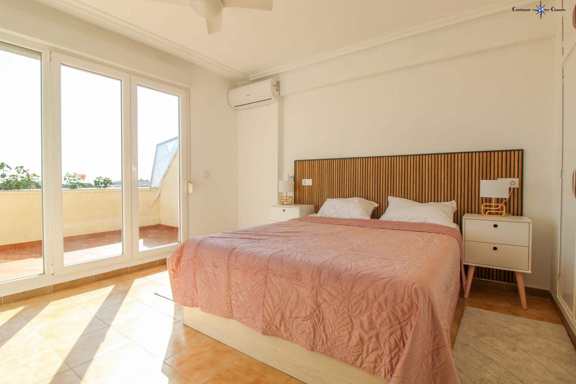 Penthouse for Sale in Torrevieja, Alicante
