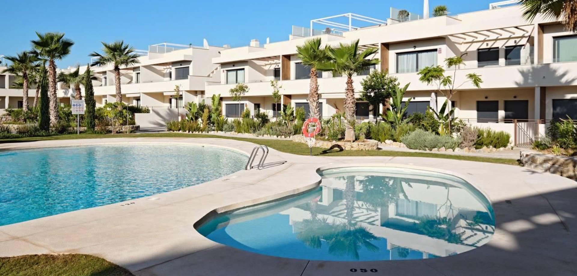 Apartment for Sale in Torrevieja, Alicante