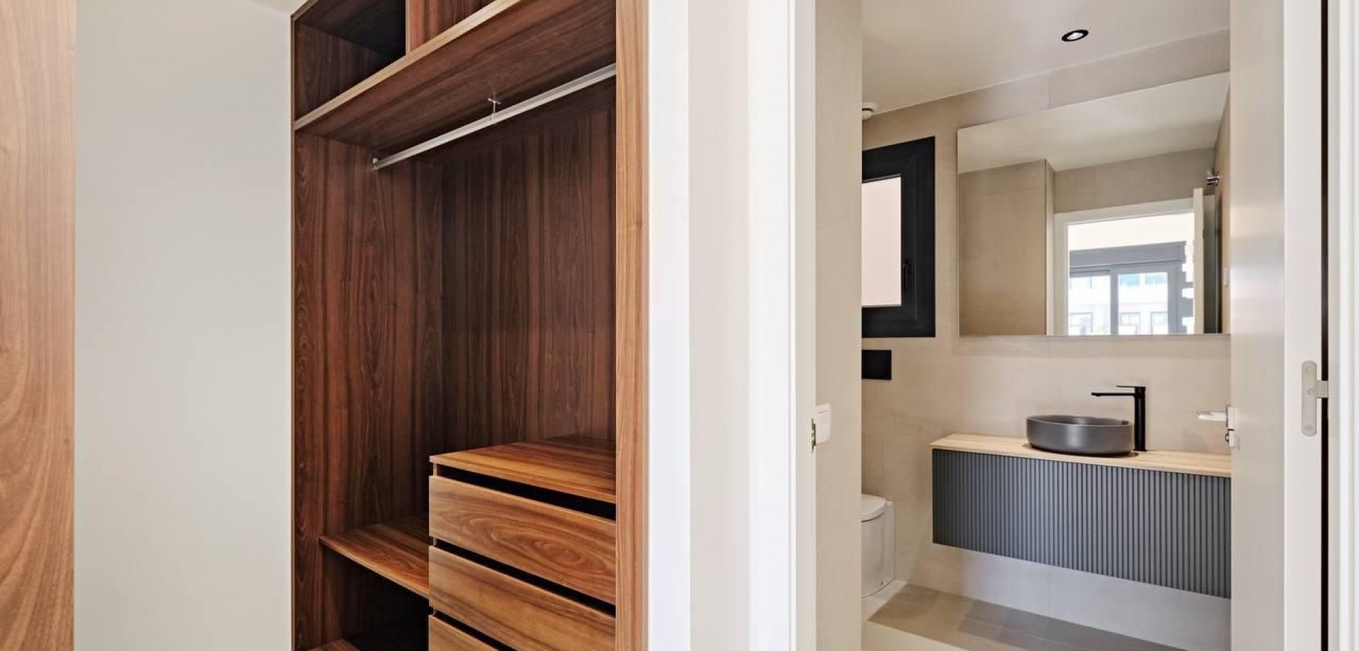 Apartment for Sale in Torrevieja, Alicante
