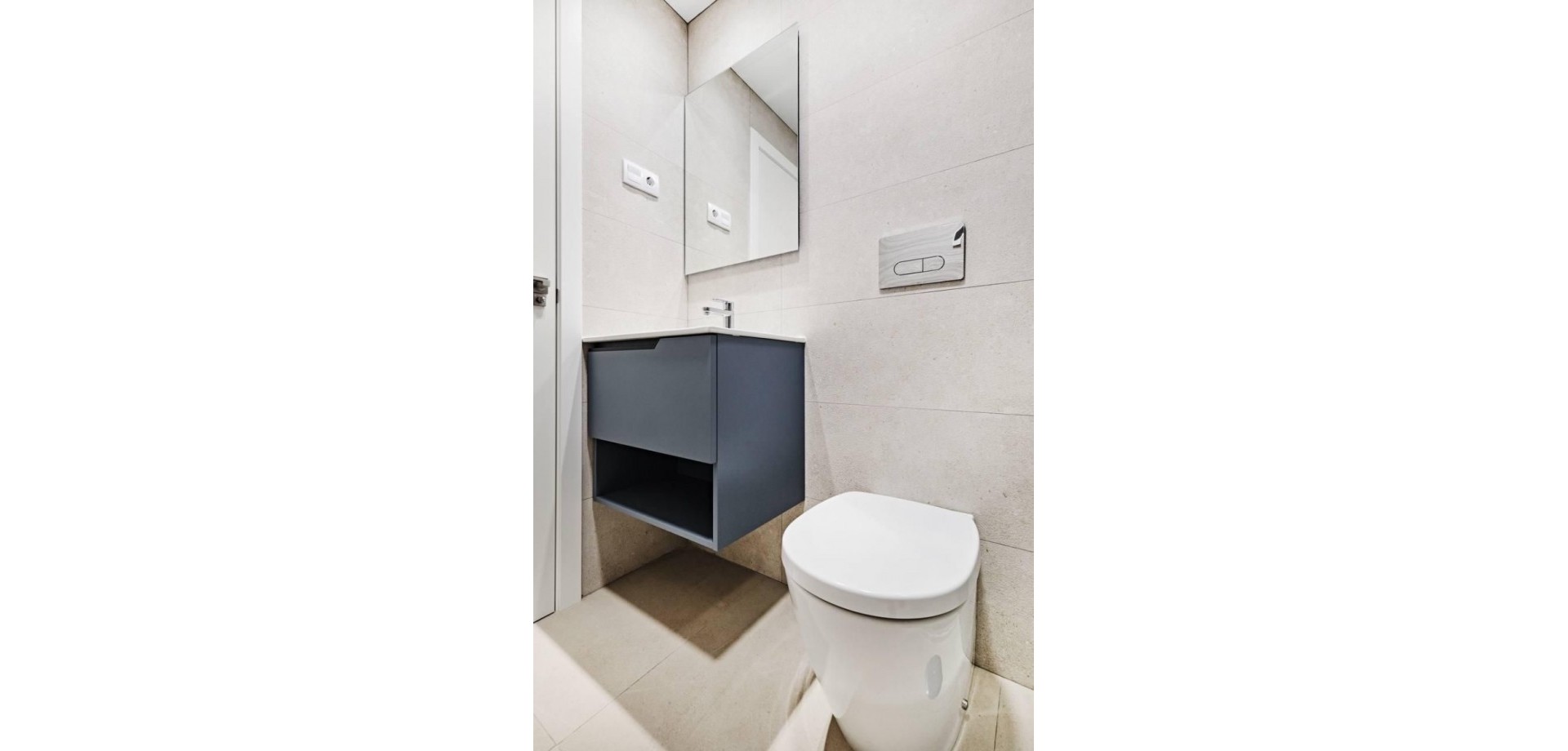 Apartment for Sale in Torrevieja, Alicante