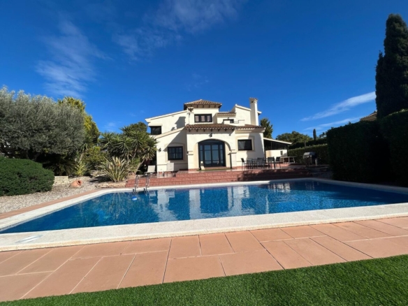 Villa for Sale in Hacienda del Alamo, Murcia