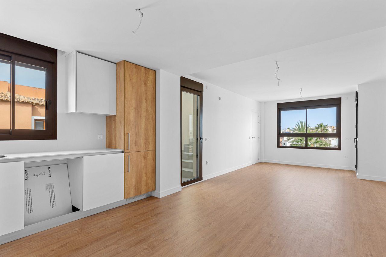 Penthouse for Sale in Villamartin, Alicante
