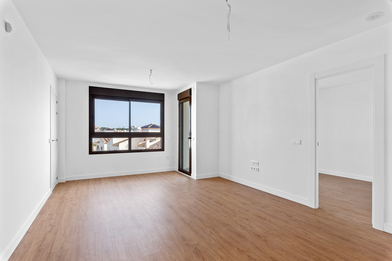Penthouse for Sale in Villamartin, Alicante