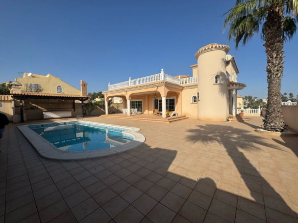 Villa for Sale in Playa Flamenca, Alicante