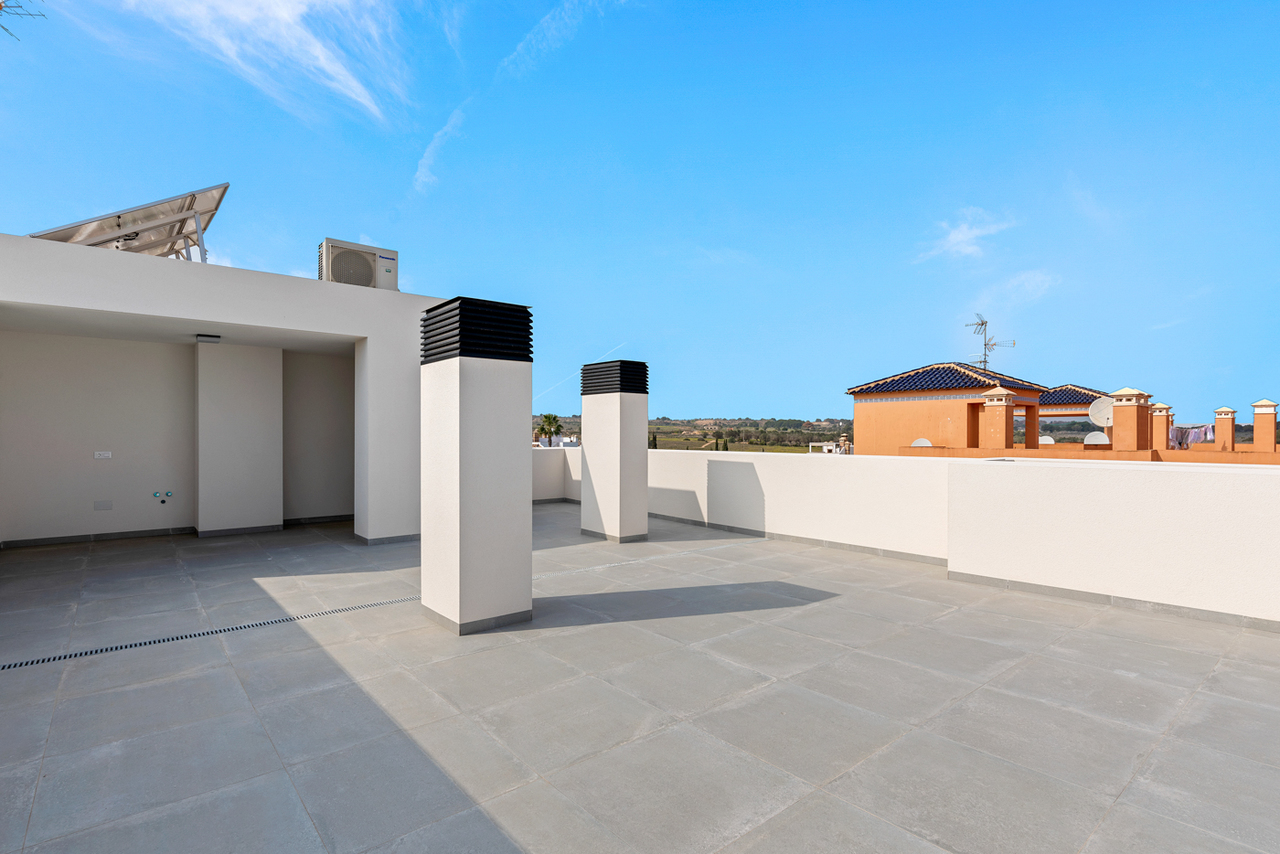Penthouse for Sale in Villamartin, Alicante