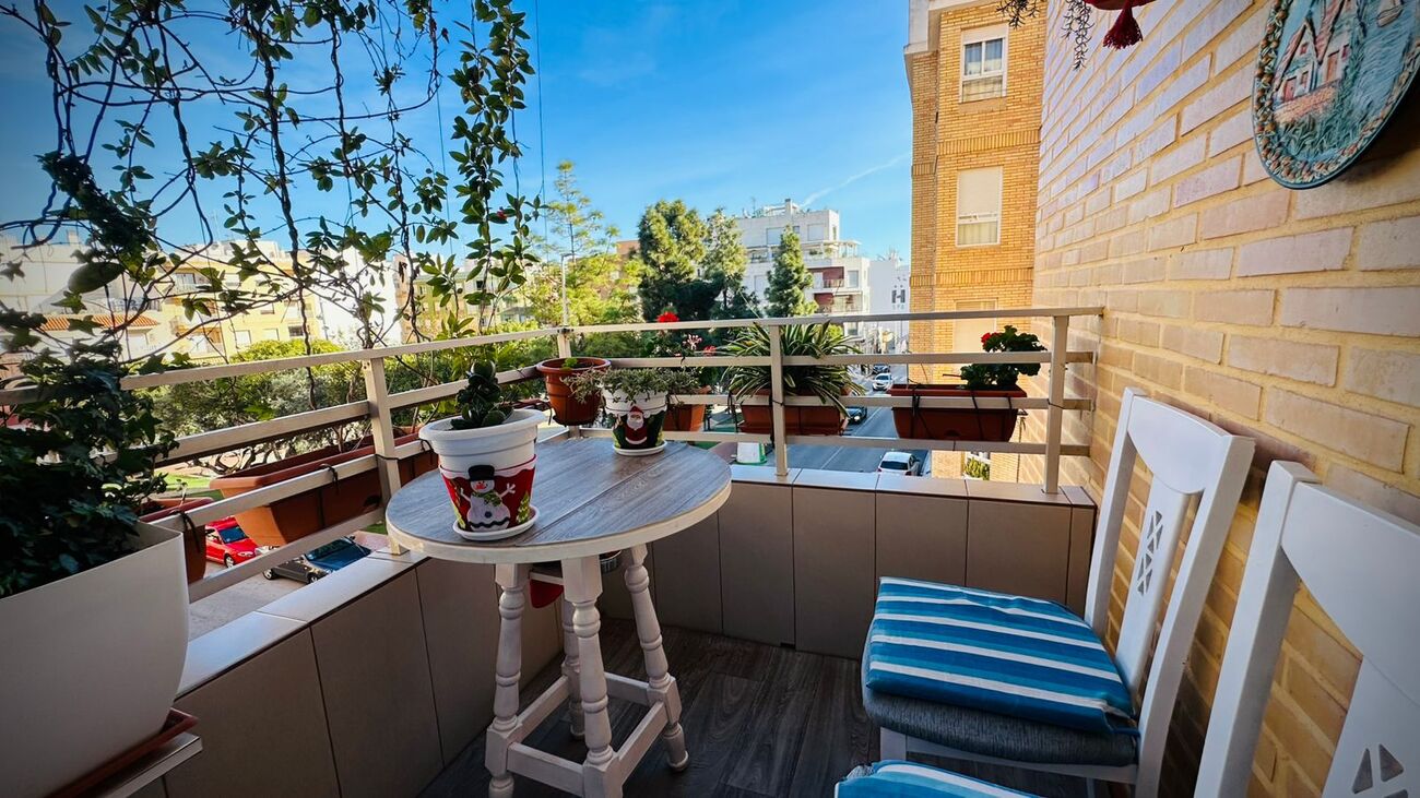 Apartment for Sale in Alicante, Alicante