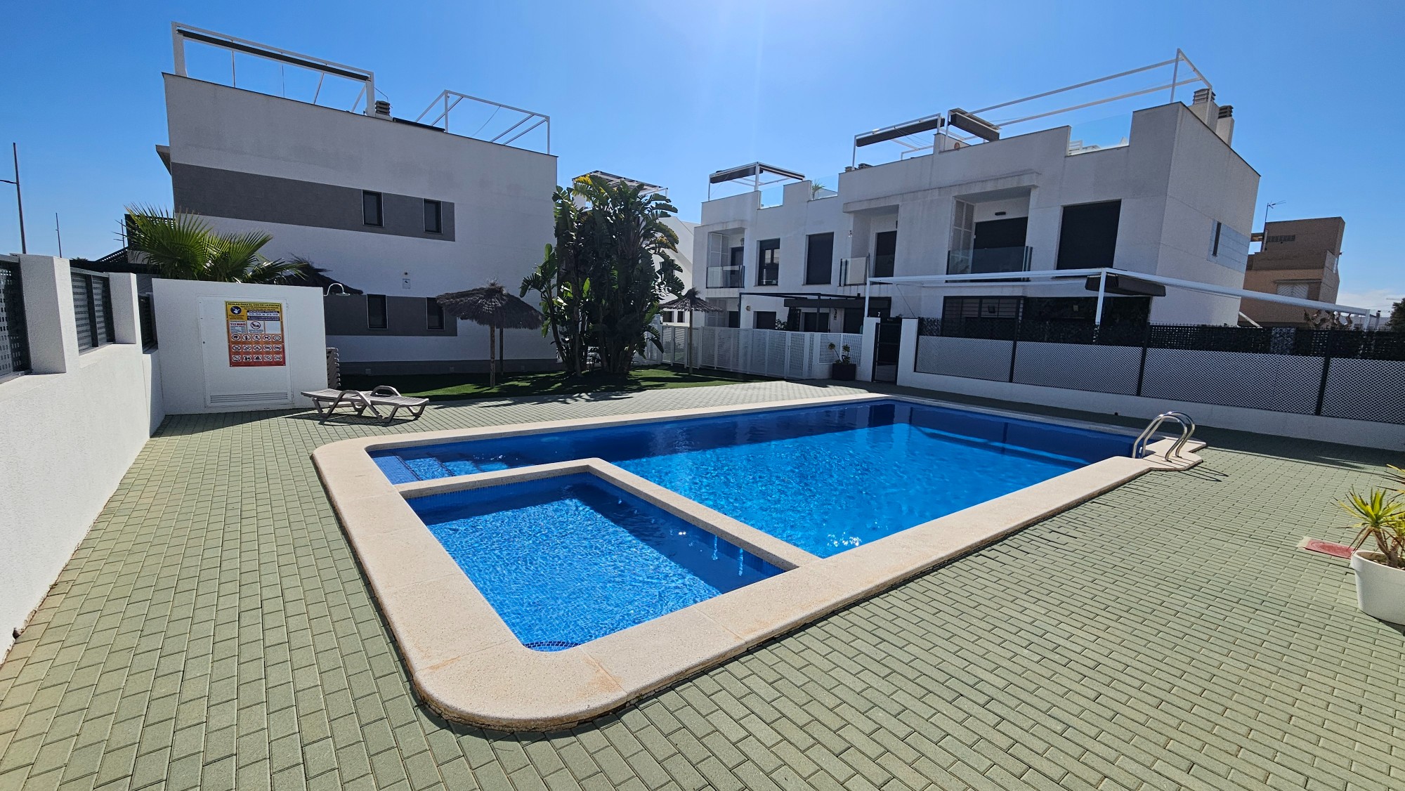 Penthouse for Sale in Pilar de La Horadada, Alicante