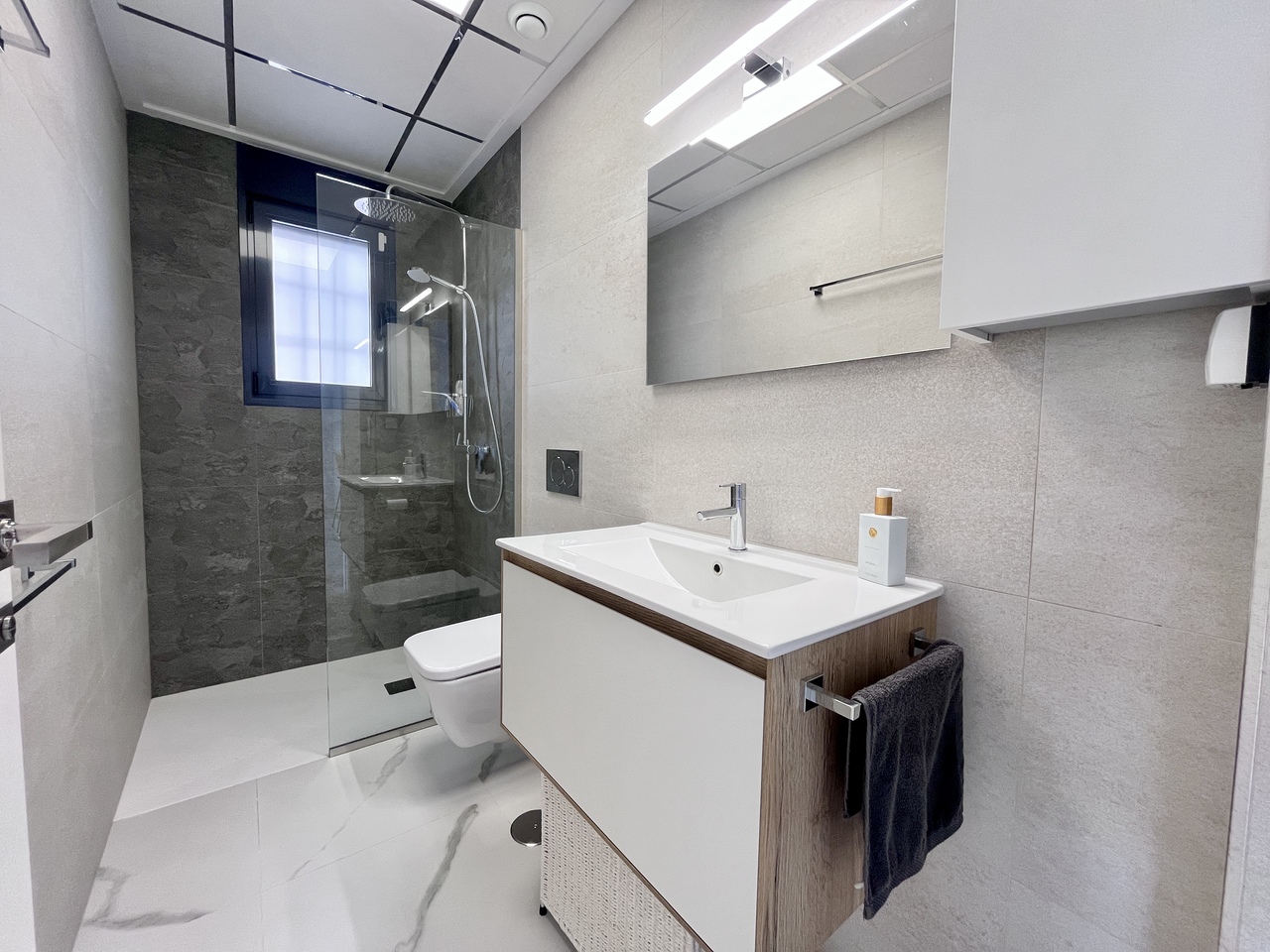 Apartment for Sale in San Miguel de Salinas, Alicante
