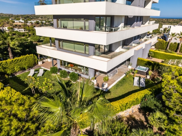 Apartment for Sale in Las Colinas Golf, Alicante