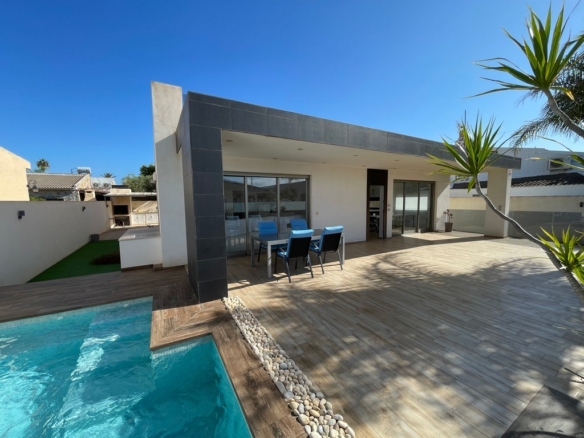 Villa for Sale in Mar de Cristal, Murcia