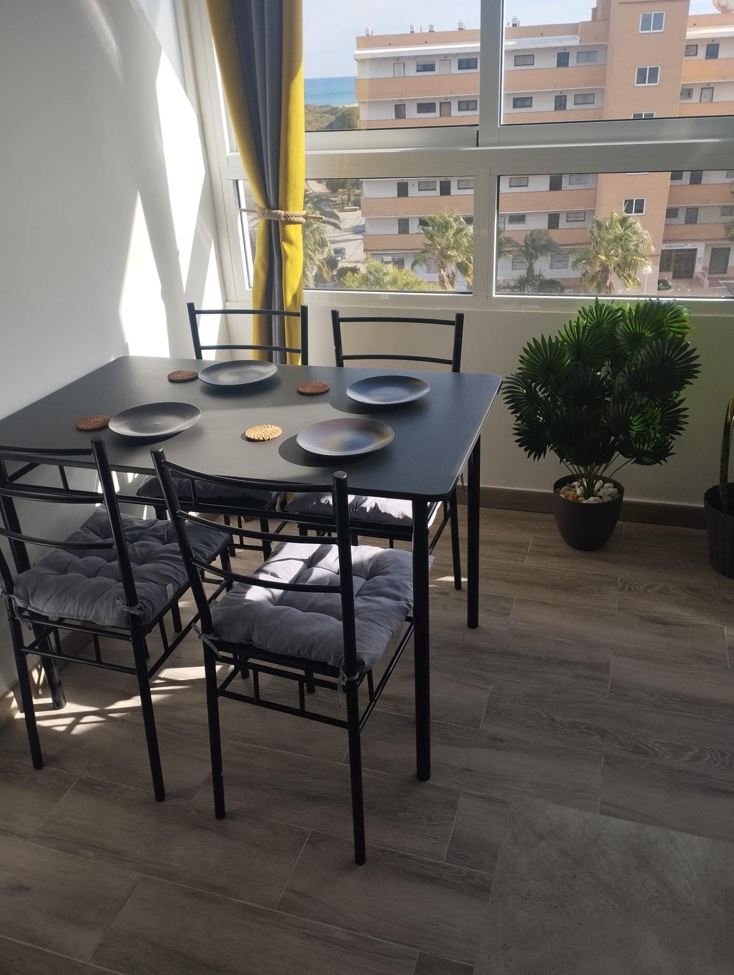 11-1 Apartment for Sale in Torrevieja, Alicante
