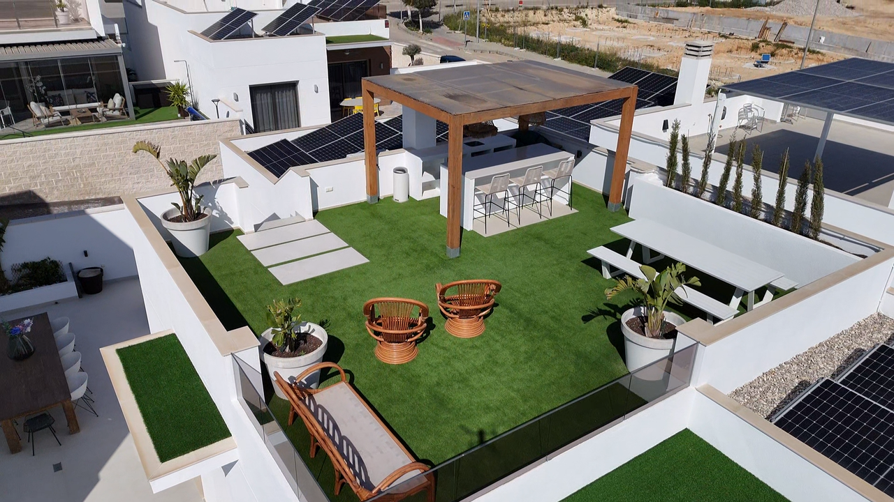 Villa for Sale in San Miguel de Salinas, Alicante