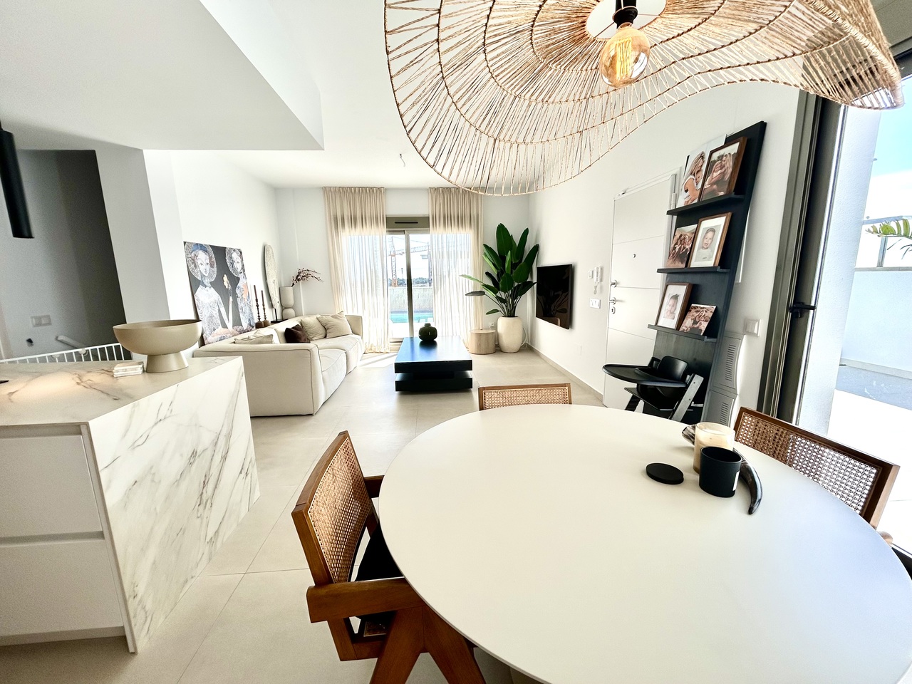 Villa for Sale in San Miguel de Salinas, Alicante