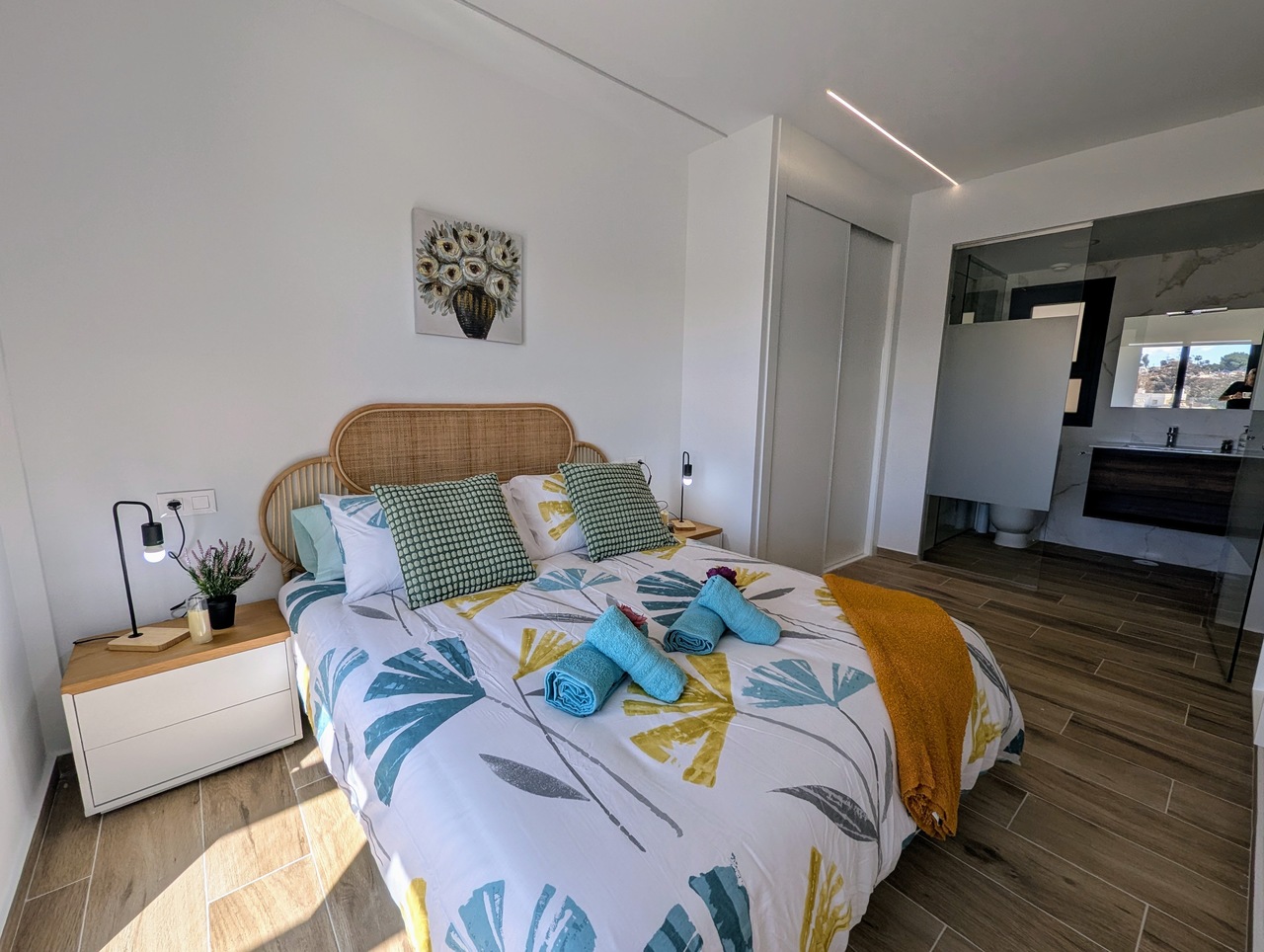 Penthouse for Sale in Villamartin, Alicante