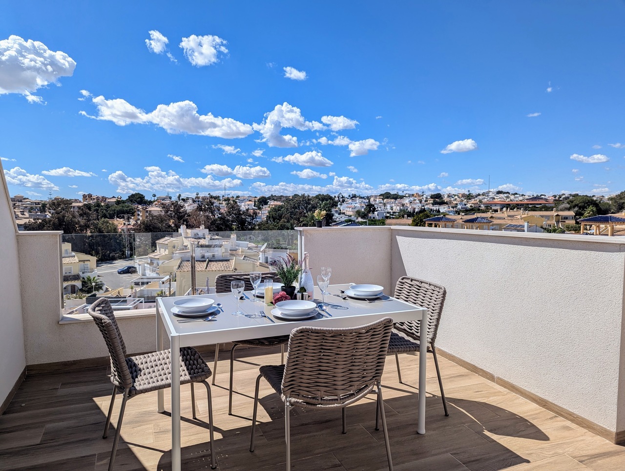 Penthouse for Sale in Villamartin, Alicante
