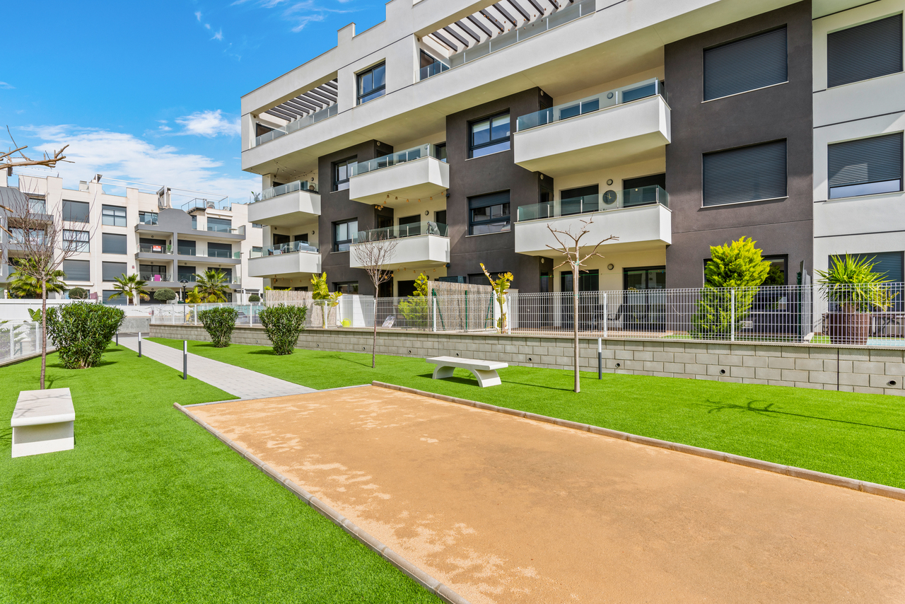 Penthouse for Sale in Villamartin, Alicante
