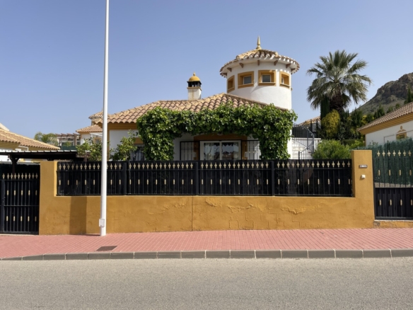 Villa for Sale in Mazarron Country Club, Murcia