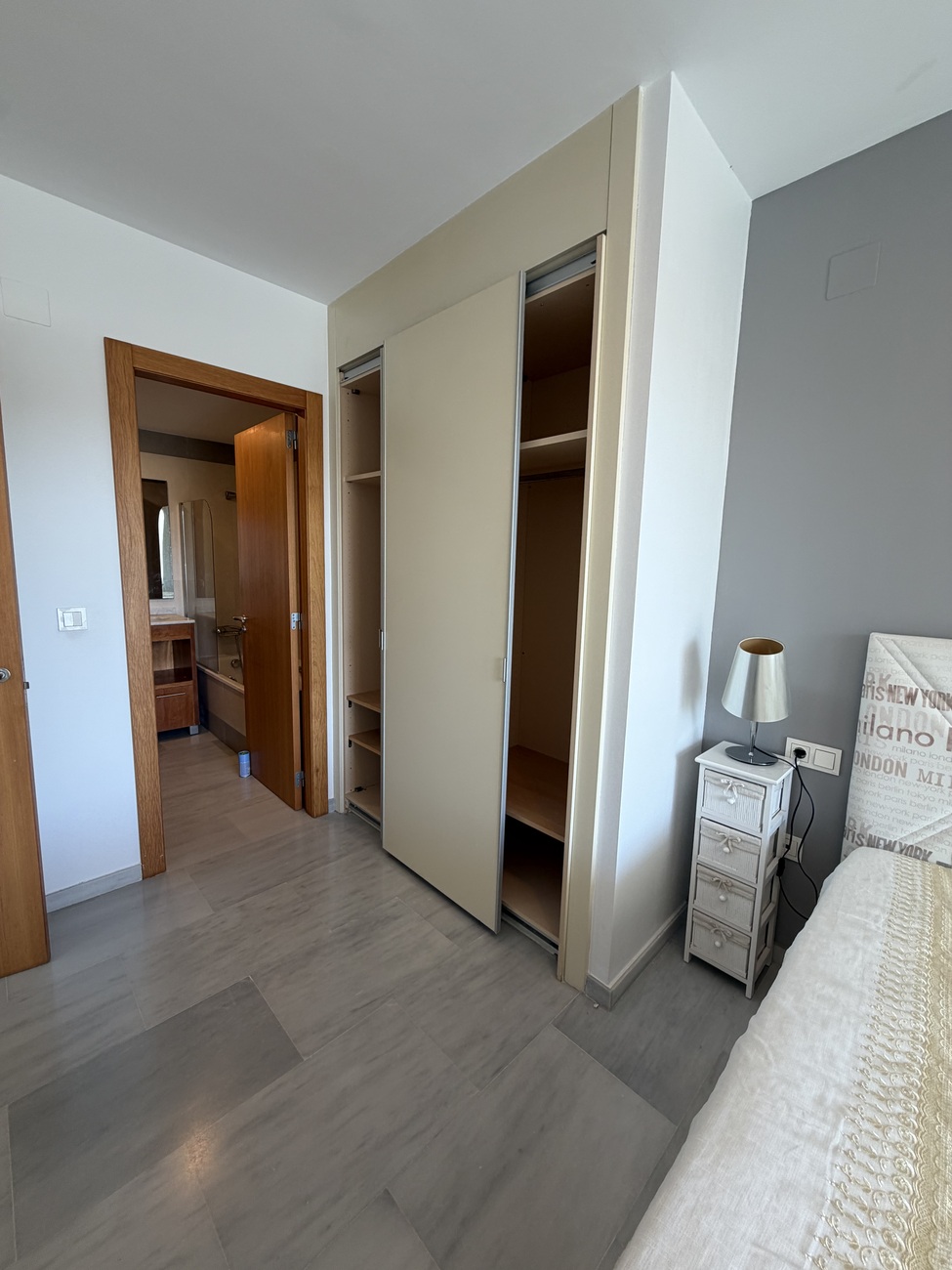 Apartment for Sale in Villajoyosa, Alicante