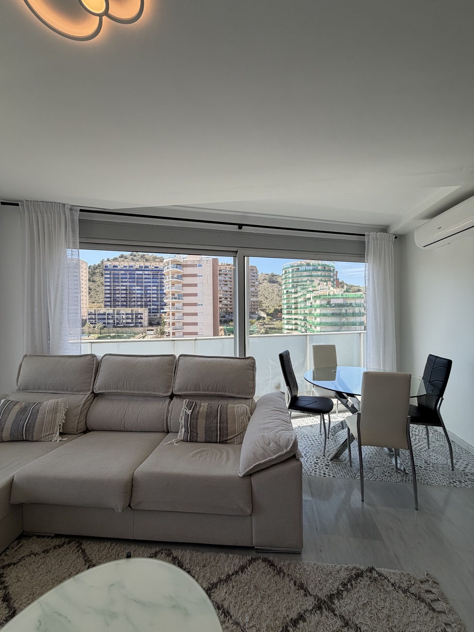 Apartment for Sale in Villajoyosa, Alicante