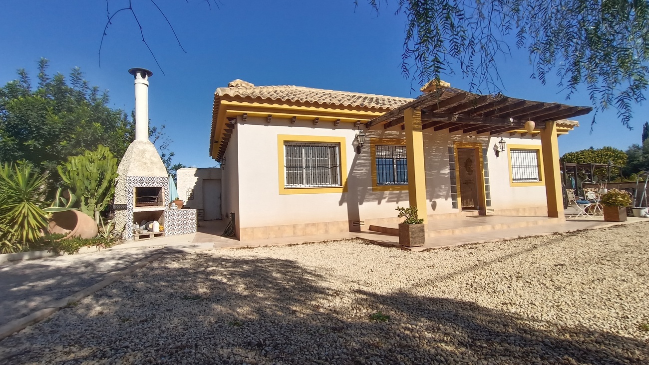 Villa for Sale in Avileses, Murcia