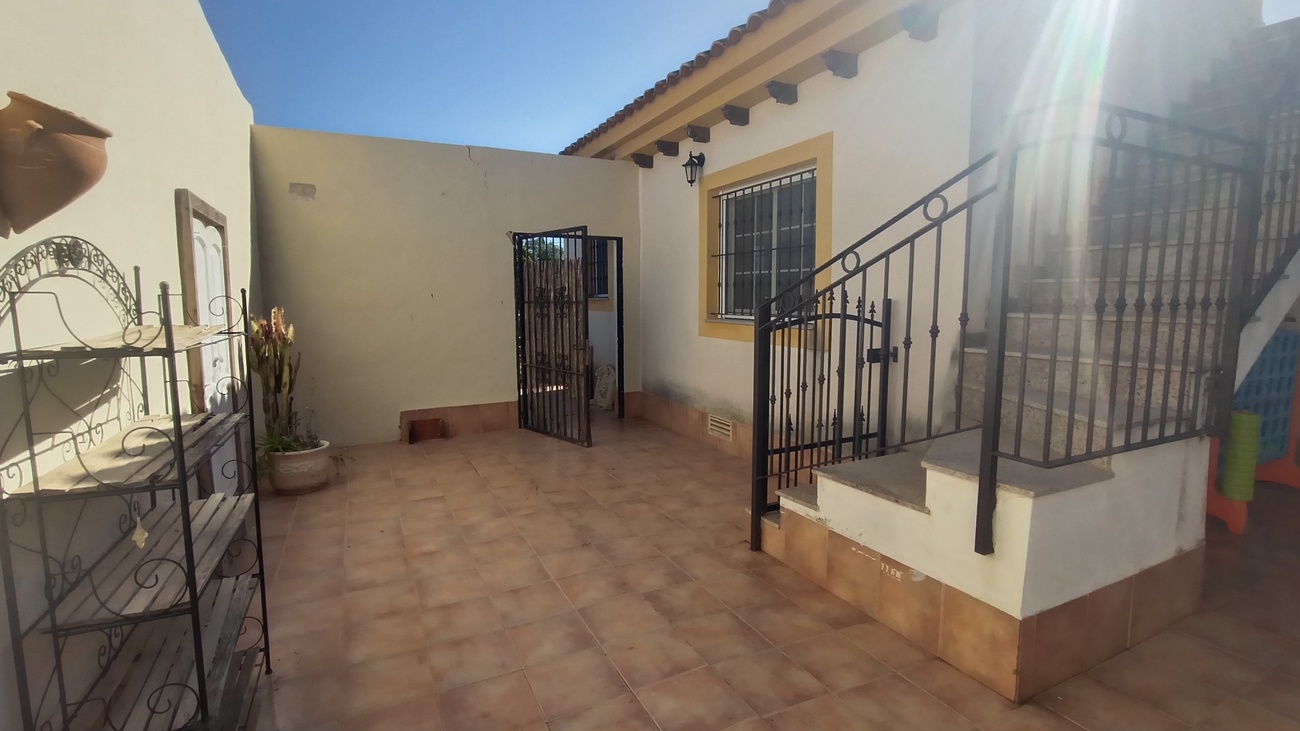 Villa for Sale in Avileses, Murcia