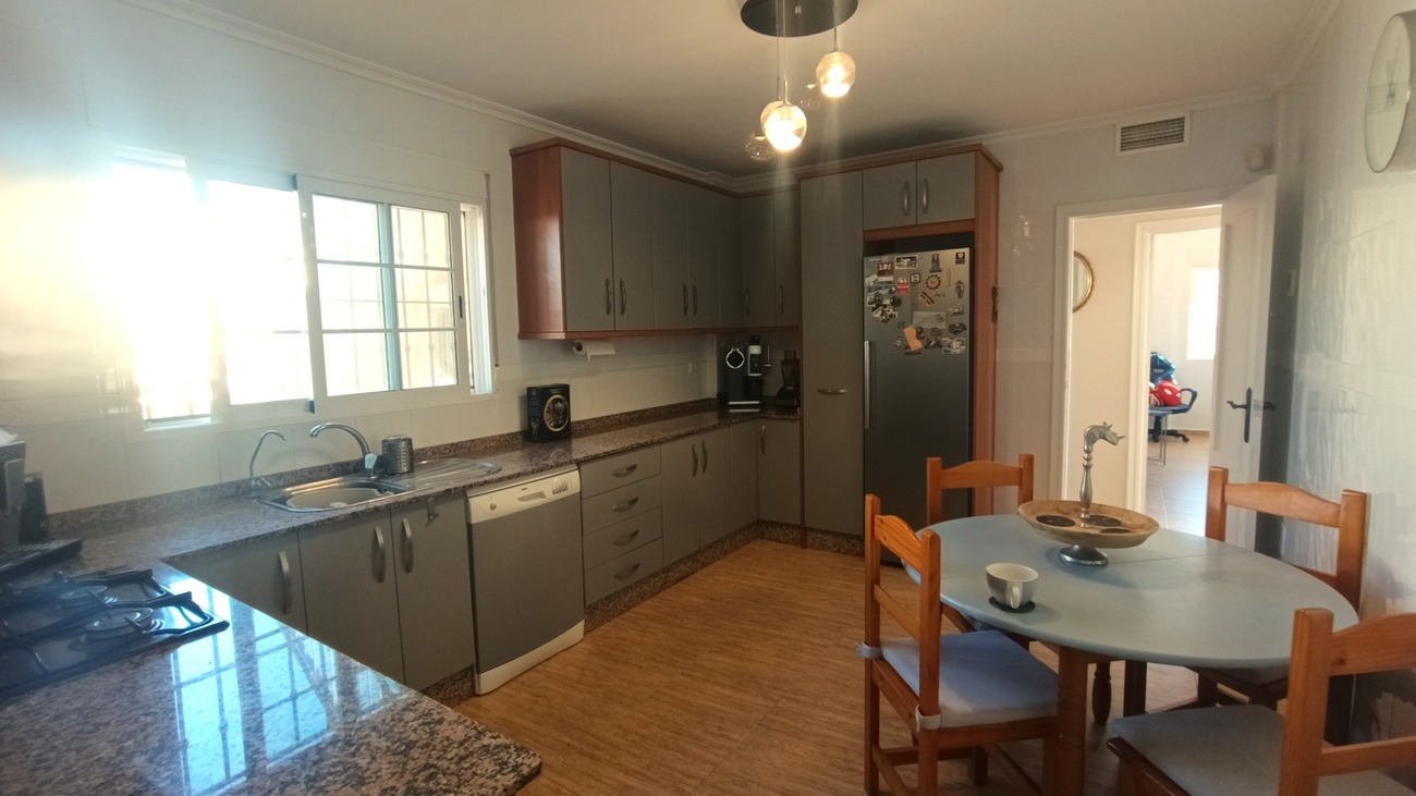 Villa for Sale in Avileses, Murcia
