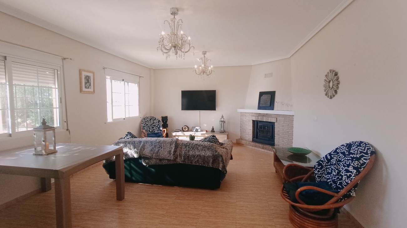 Villa for Sale in Avileses, Murcia