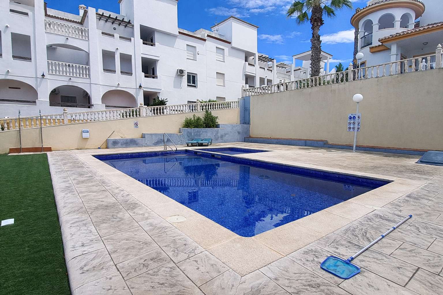 Apartment for Sale in Villamartin, Alicante