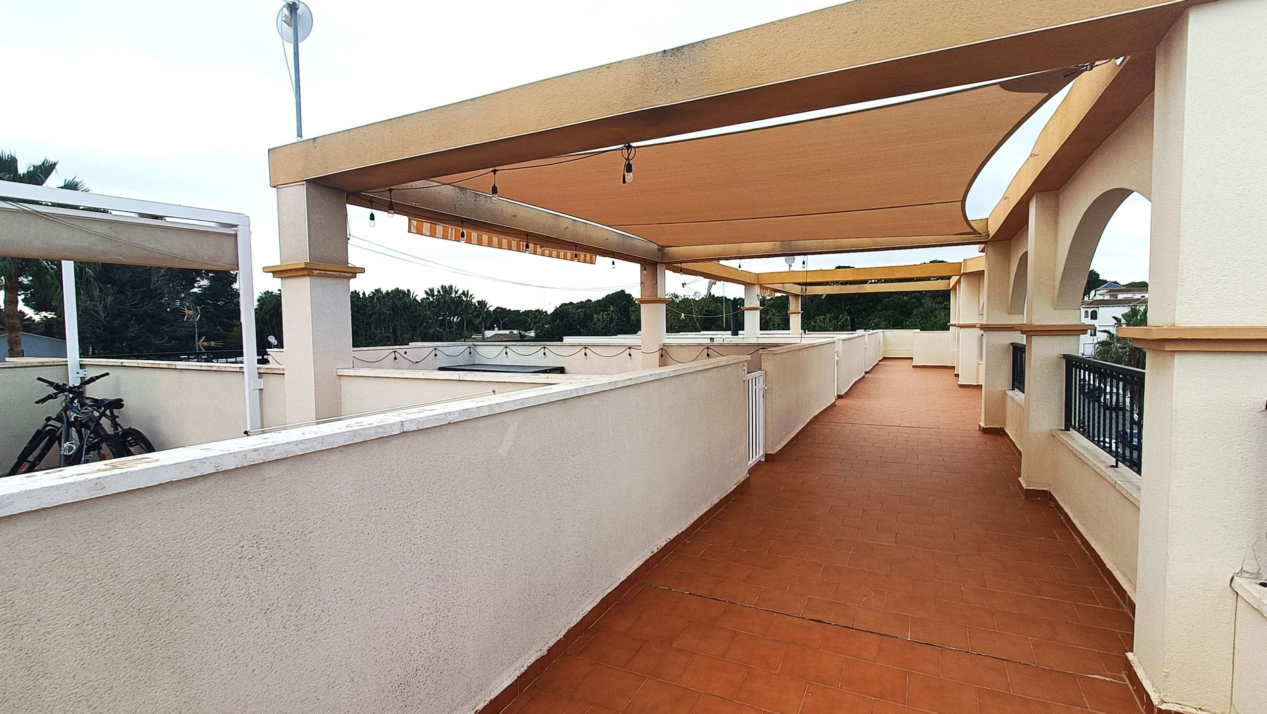 Apartment for Sale in Villamartin, Alicante