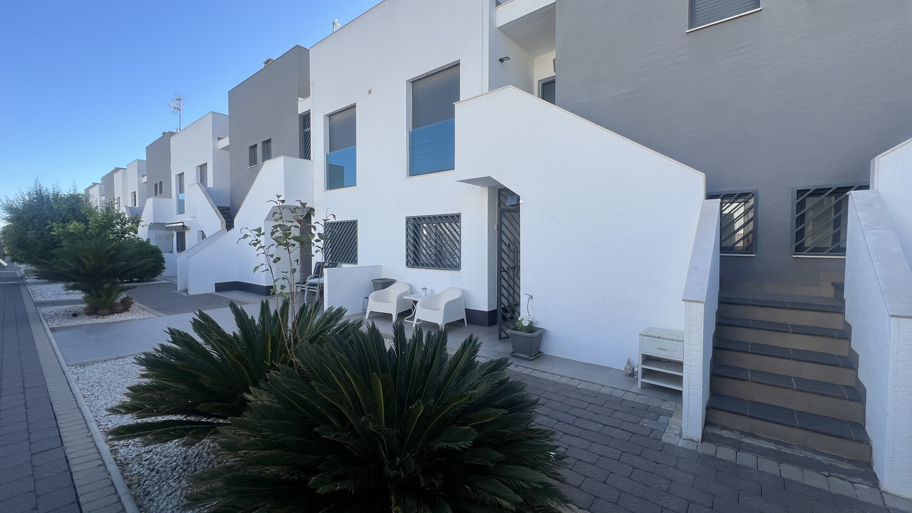 Apartment for Sale in La Zenia, Alicante