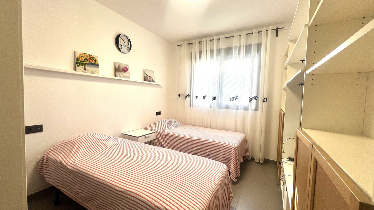 Apartment for Sale in La Zenia, Alicante