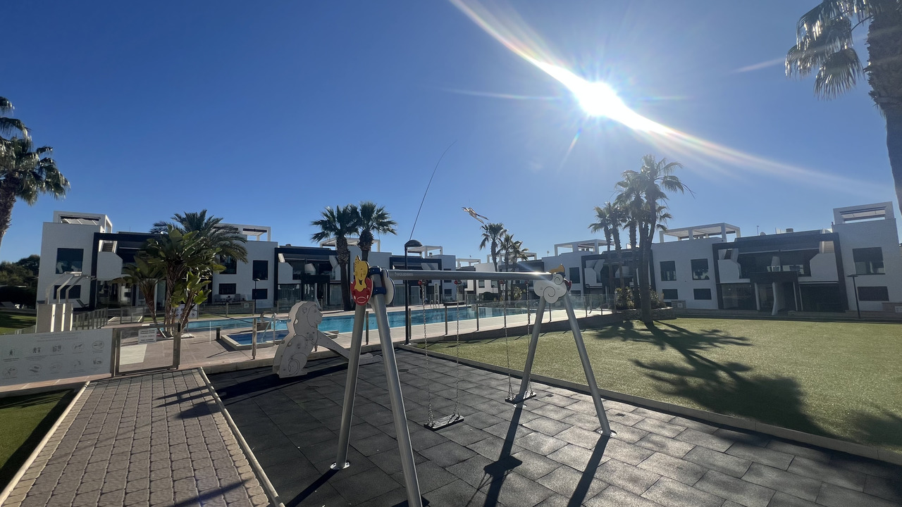 Apartment for Sale in La Zenia, Alicante